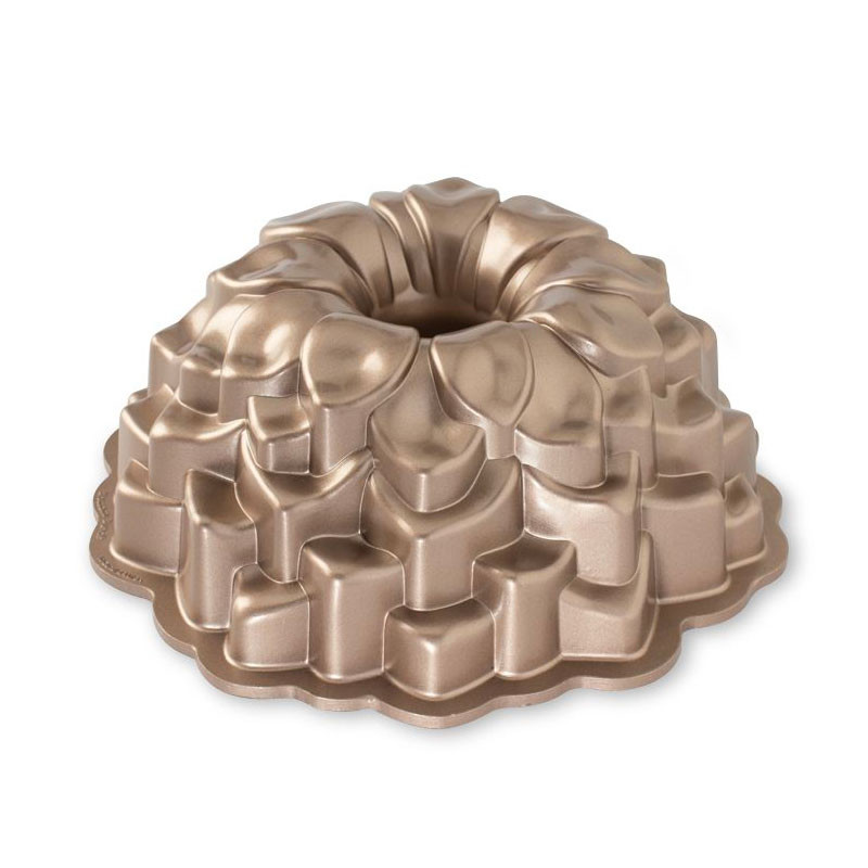 Forma Blossom Bundt Nordic Ware